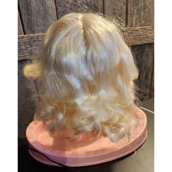 Barbie‎ Beauty Center Growing Hair Blonde Hair Styling Head 1971 Mattel Vintage - Picture 2 of 6